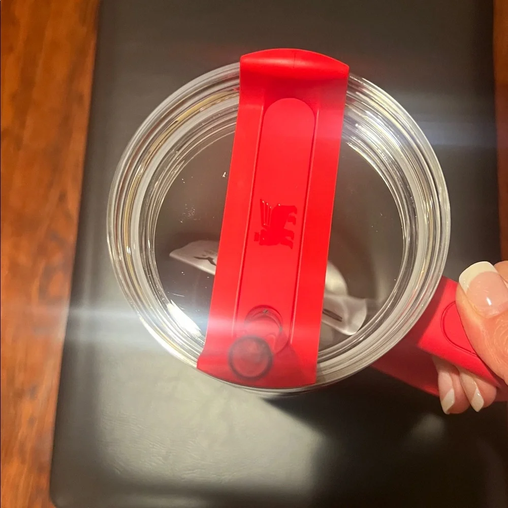 Valentine’s Day Stanley 40oz Tumbler The Flowstate Quencher H2.0 - Picture 3 of 10